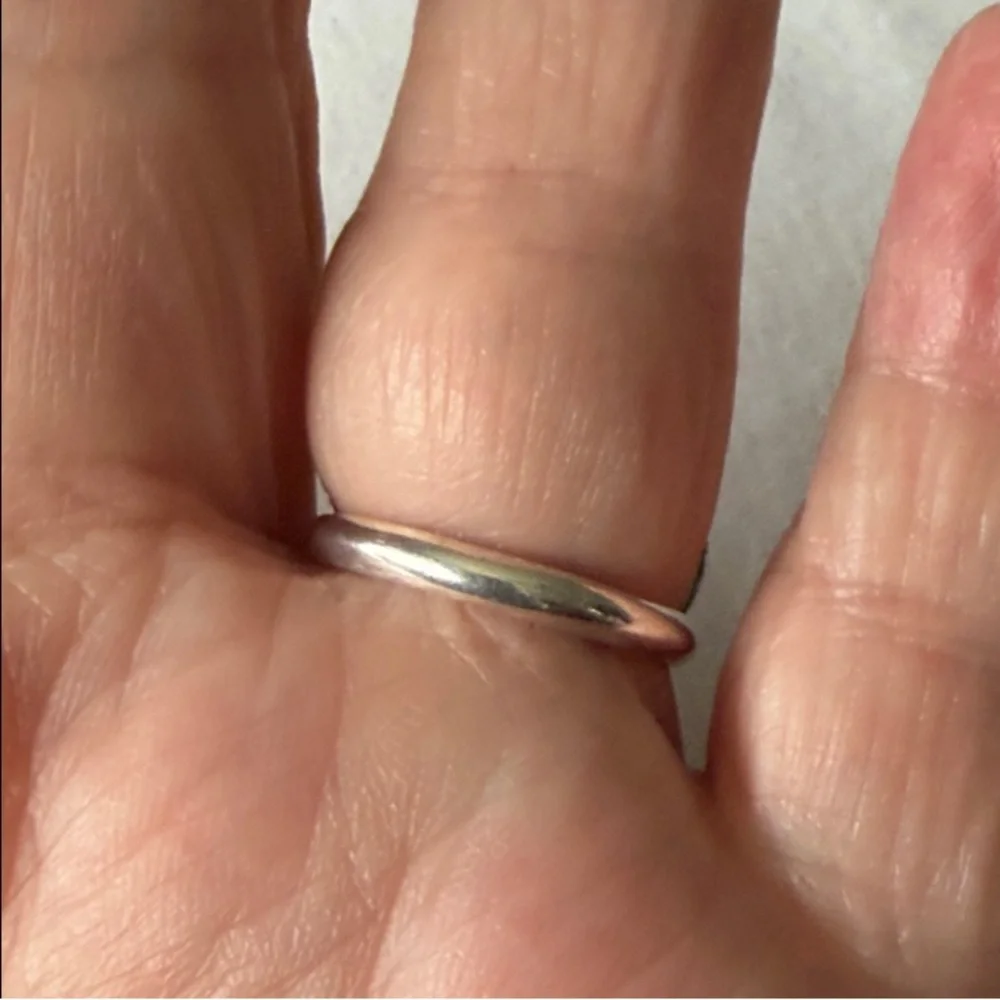 James Avery Retired Sterling Silver and Bronze Heirloom Heart Ring - Picture 3 of 8